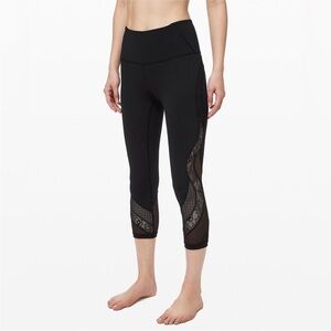 Lululemon Wunder Under Crop Tights with Lace Paneling, Sz 10